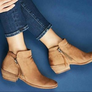 Sam Edelman Tan Ankle Booties